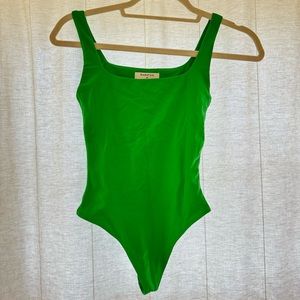 Aritzia Babaton Contour Squareneck Bodysuit